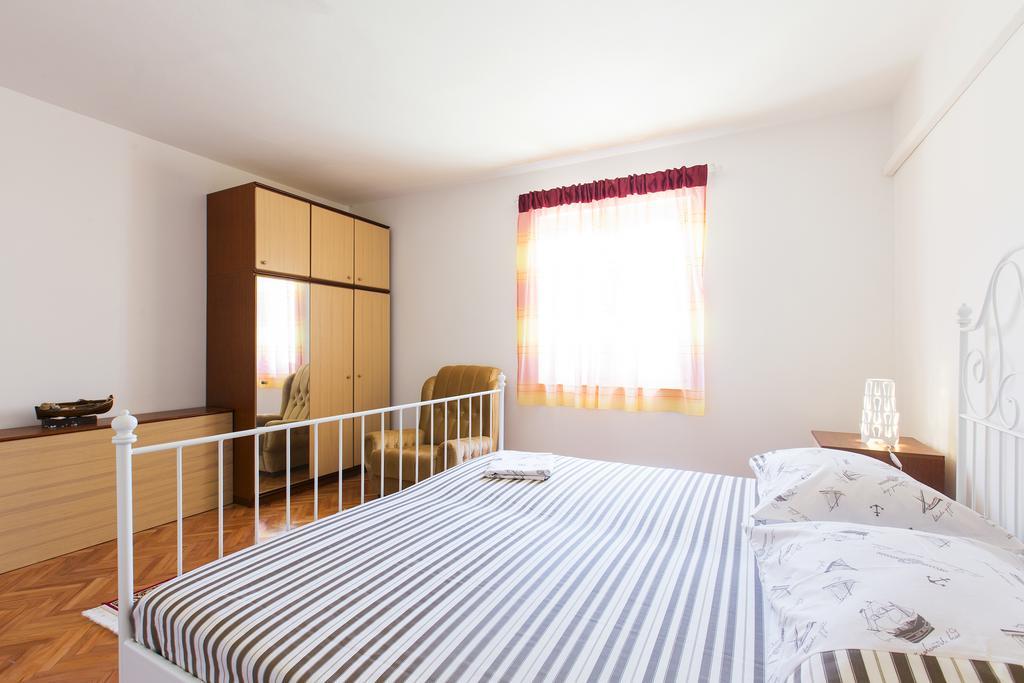 San Apartments Slatine Exterior foto