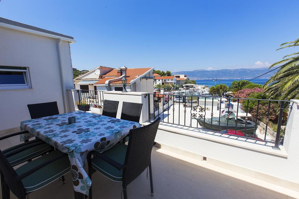 San Apartments Slatine Exterior foto