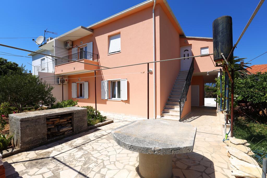 San Apartments Slatine Exterior foto