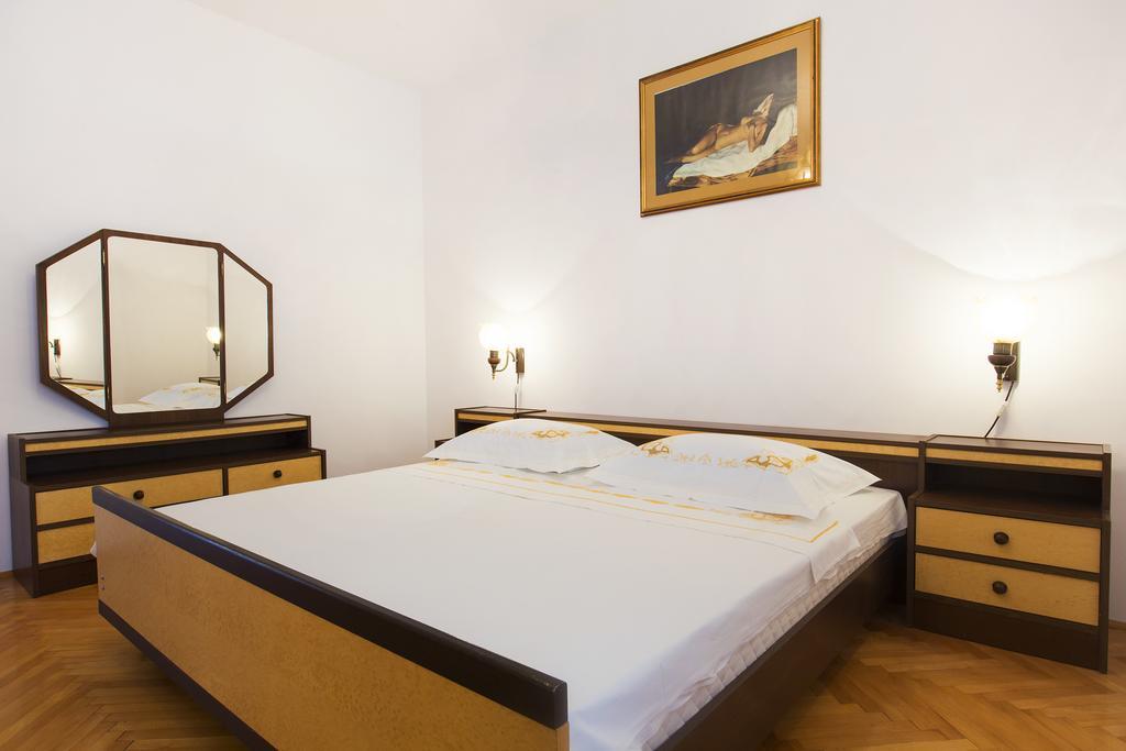 San Apartments Slatine Exterior foto